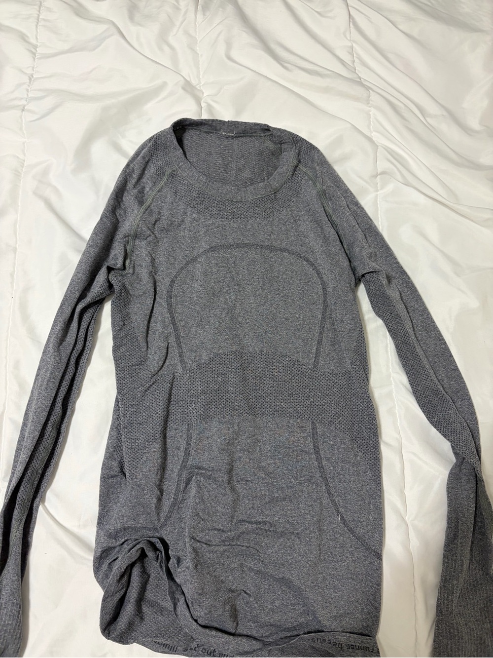 lululemon athletica Women's Crew Neck Seamless Grey Sweater